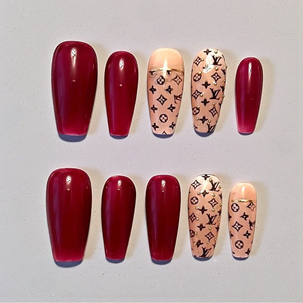 Custom Handmade Reusable LV Designer Press On Nails